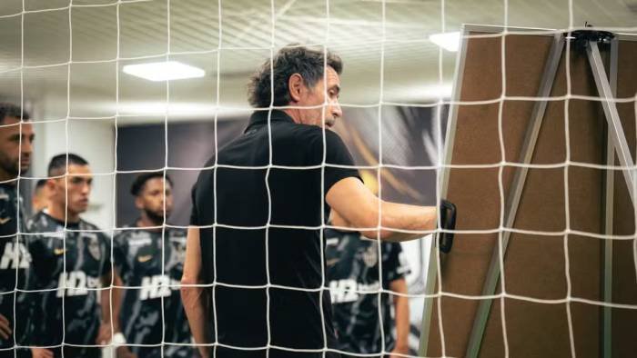 Atlético-MG encara maior desafio da história da Arena MRV contra o Santos