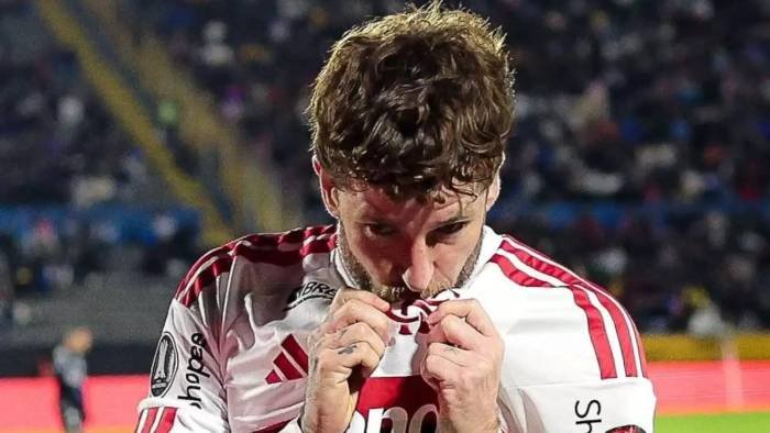 Léo Pereira marca, lidera defesa e é destaque do Flamengo contra o Del Valle