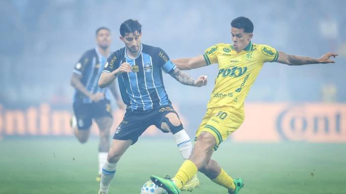 Felipão ganha peso em decisão do Grêmio antes do Gre-Nal