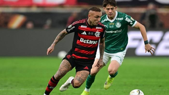 VASCO ENTRA NA DISPUTA POR EVERTON CEBOLINHA