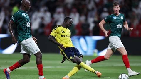 Al-Nassr busca virada espetacular sobre o Al-Ettifaq e mantém 100% de aproveitamento no Saudita