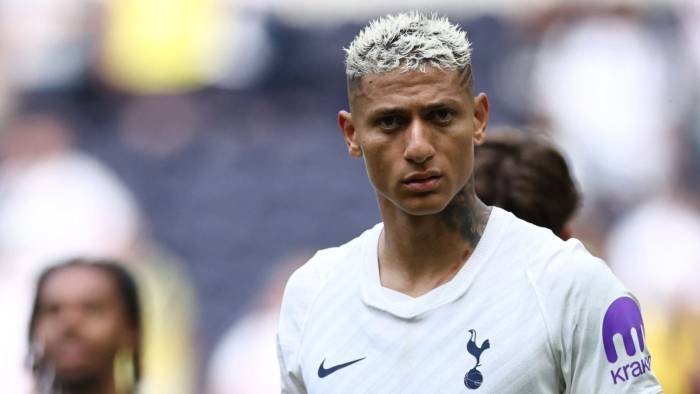 Vasco sinaliza proposta para comprar Richarlison e aguarda resposta do Tottenham