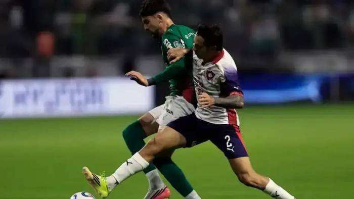 Flaco marca, mas Palmeiras cede empate nos acréscimos para o Cerro na Libertadores